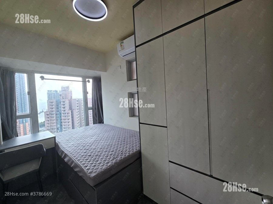 Metro Harbour View Rental 2 Bedrooms , 1 Bathroom 371 ft²