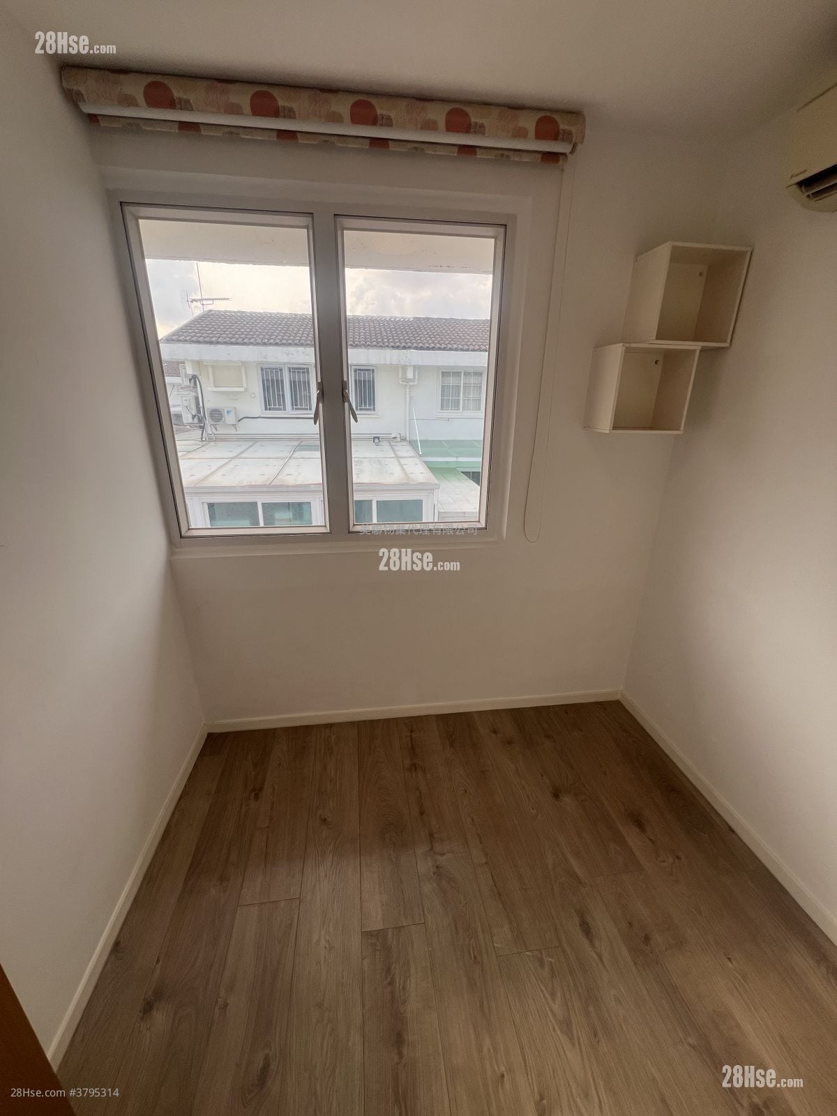 Fairview Park Rental 3 Bedrooms , 2 Bathrooms 848 ft²