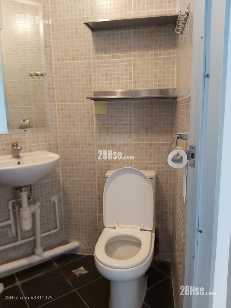 華明邨 租盤 2 房 , 1 浴室 443 平方呎