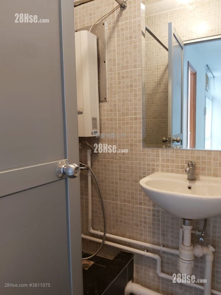 華明邨 租盤 2 房 , 1 浴室 443 平方呎