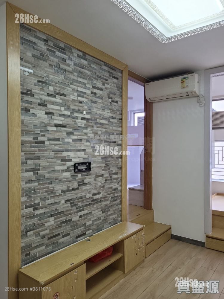 Ping Yan Court Sell 2 Bedrooms 382 ft²