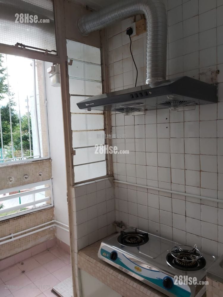 華明邨 租盤 2 房 , 1 浴室 443 平方呎