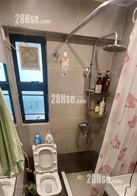 Siu Fung Court Sell 1 Bedroom , 1 Bathroom 262 ft²