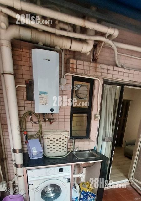 Siu Fung Court Sell 1 Bedroom , 1 Bathroom 262 ft²