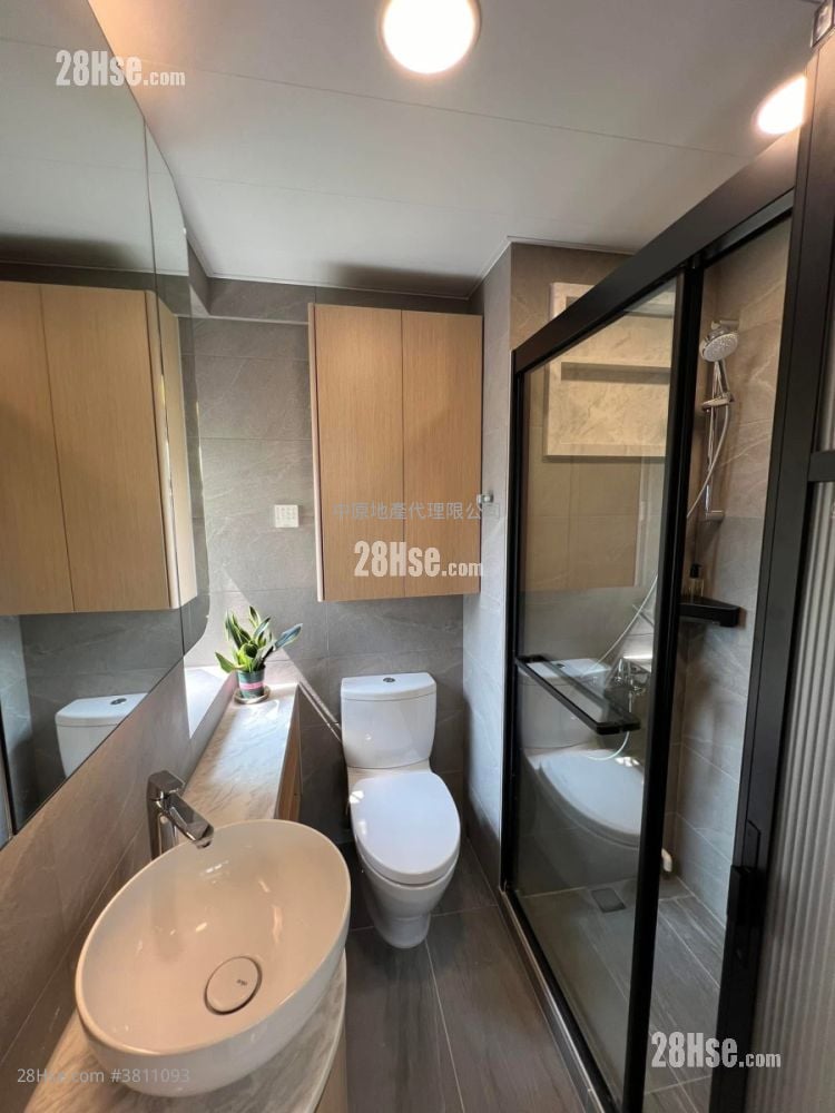 Waldorf Garden Sell 2 Bedrooms 412 ft²