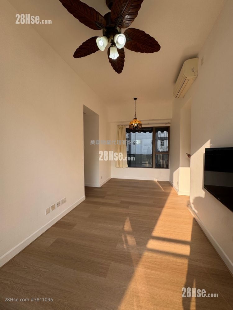 Residence 228 Sell 3 Bedrooms 543 ft²