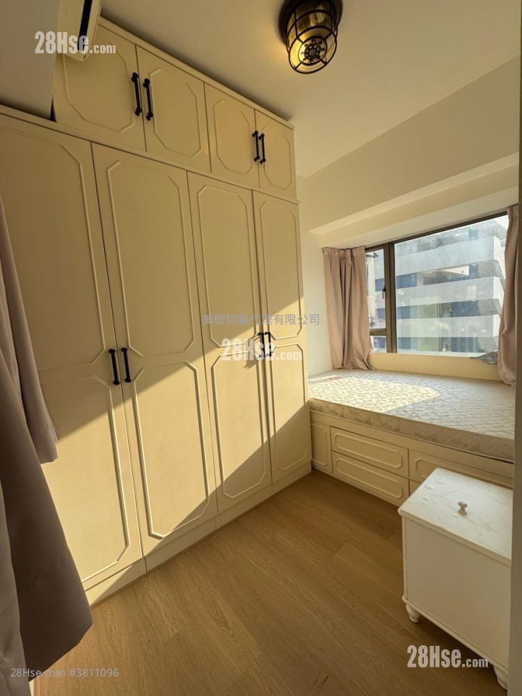 Residence 228 Sell 3 Bedrooms 543 ft²