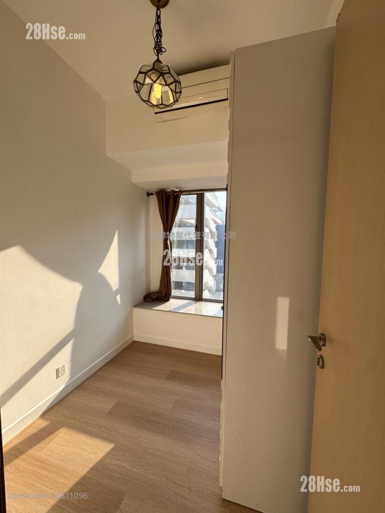 Residence 228 Sell 3 Bedrooms 543 ft²