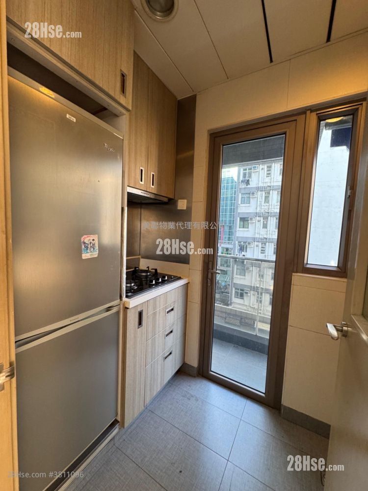 Residence 228 Sell 3 Bedrooms 543 ft²