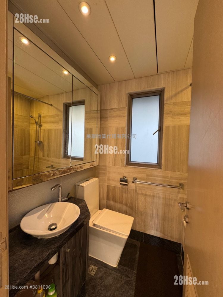 Residence 228 Sell 3 Bedrooms 543 ft²