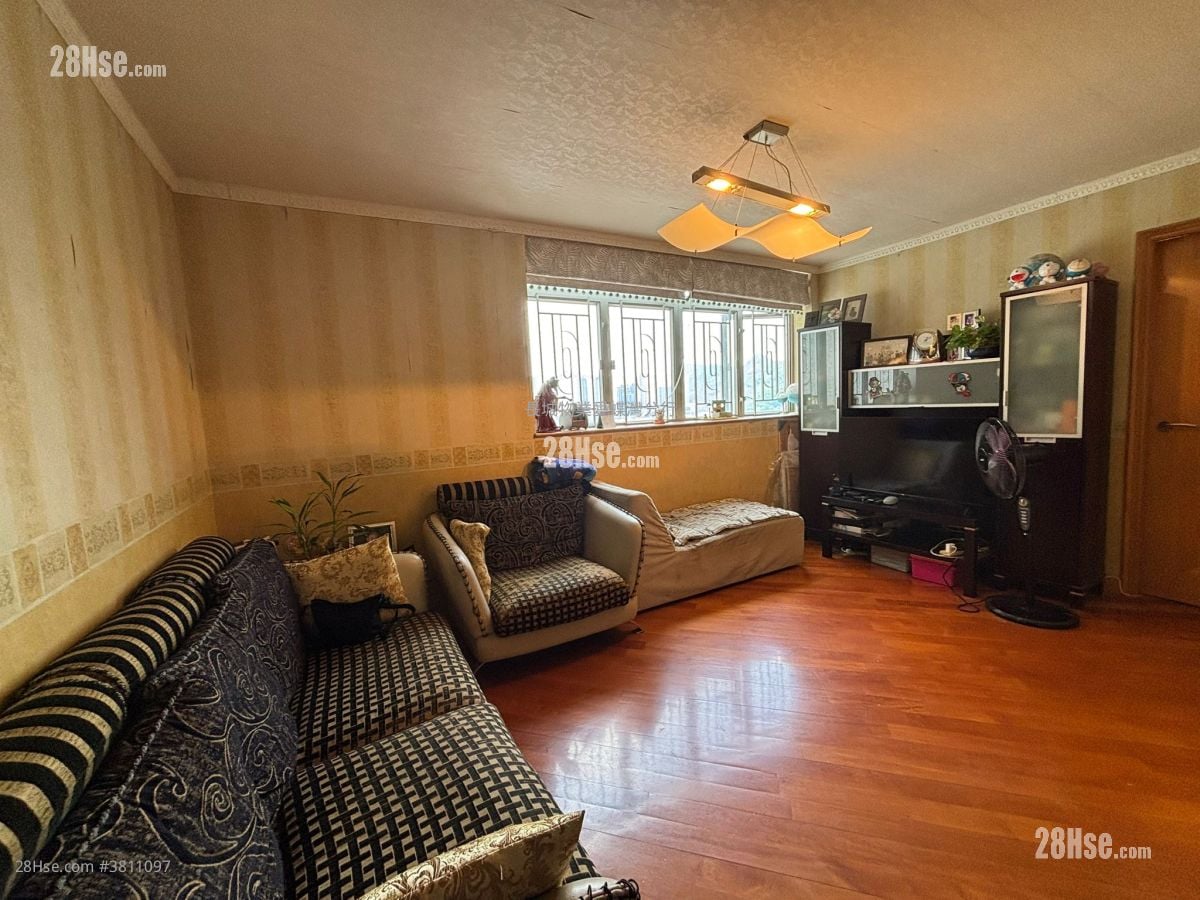 Aldrich Garden Sell 592 ft²