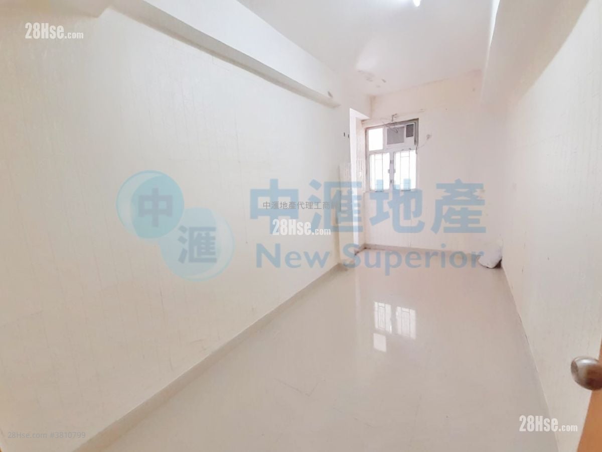 韶興大廈 售盤 5+ 房 , 5+ 浴室 670 平方呎