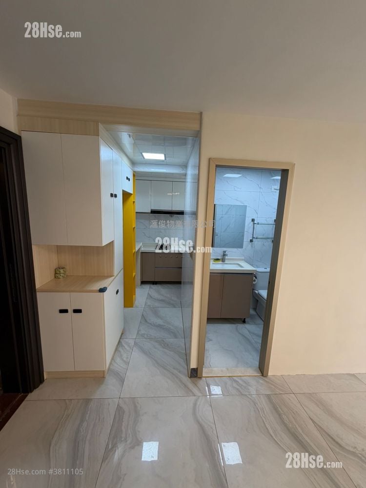 Kwun Hei Court Sell 3 Bedrooms , 1 Bathroom 601 ft²