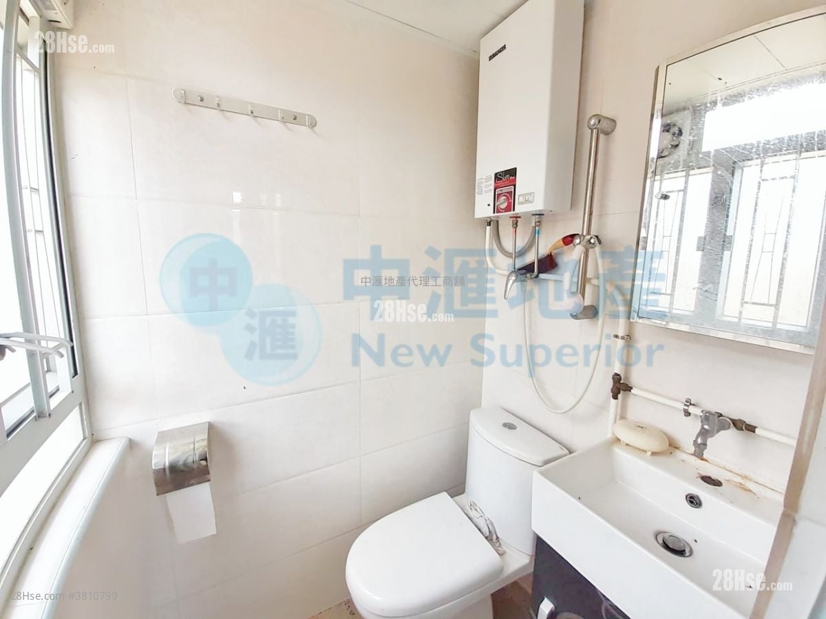 韶興大廈 售盤 5+ 房 , 5+ 浴室 670 平方呎