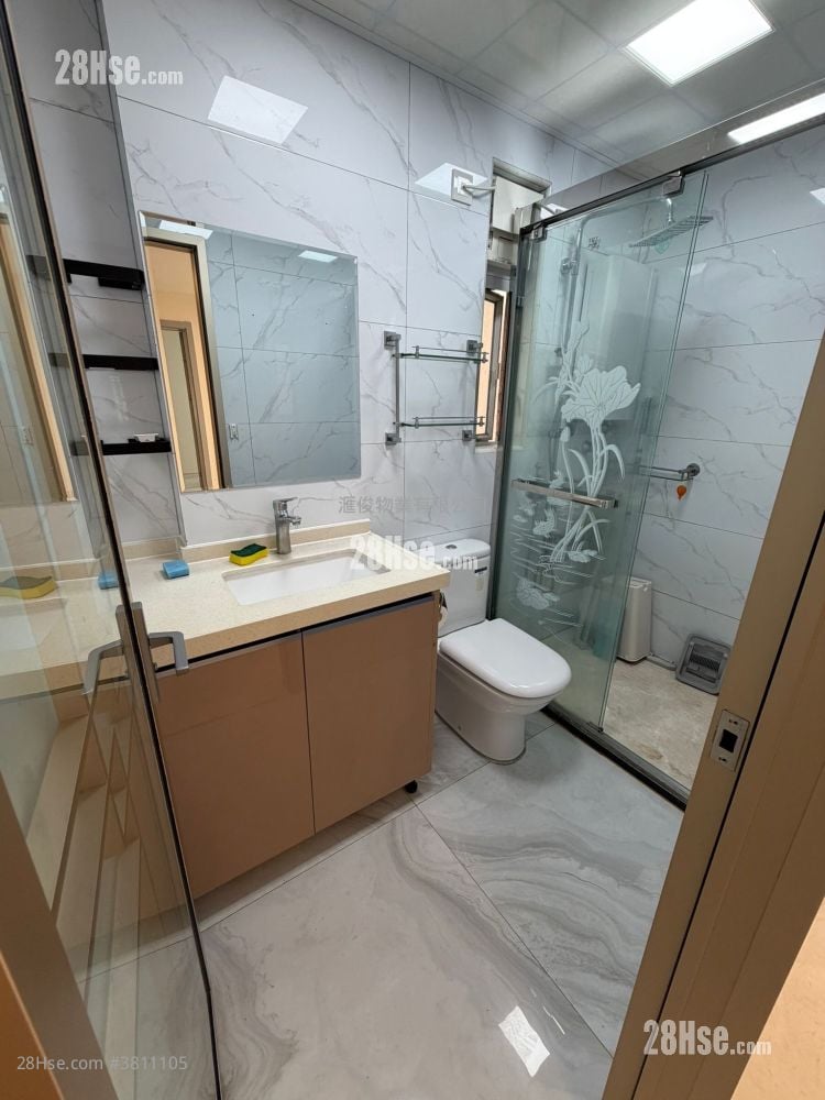 Kwun Hei Court Sell 3 Bedrooms , 1 Bathroom 601 ft²