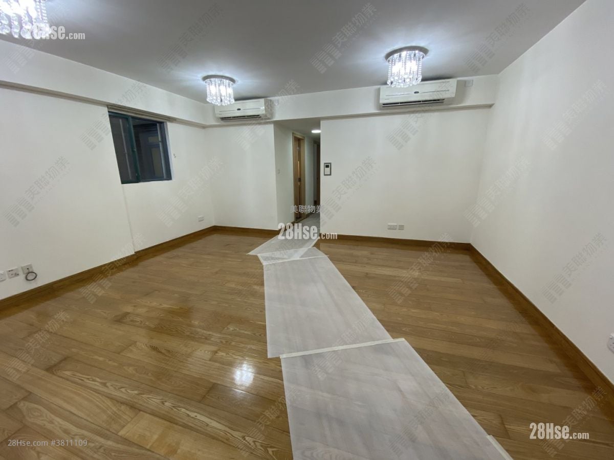 翠峰 售盘 3 房 968 平方尺