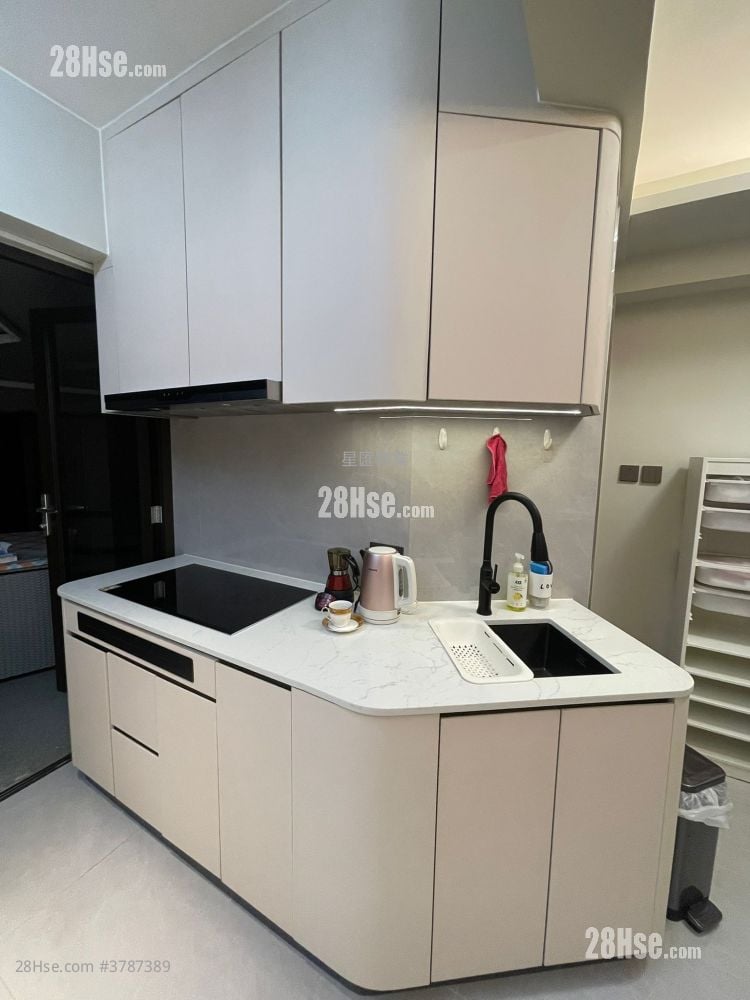 Hoi Tao Building Rental Studio , 1 Bathroom 271 ft²