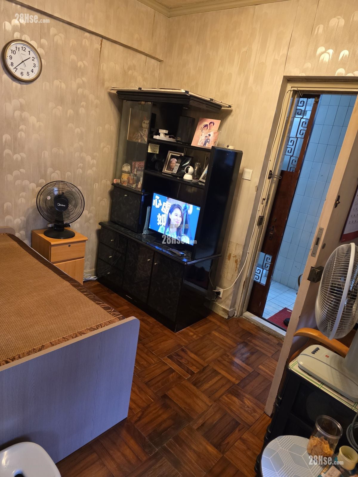 Garning Court Sell 2 Bedrooms , 1 Bathroom 280 ft²