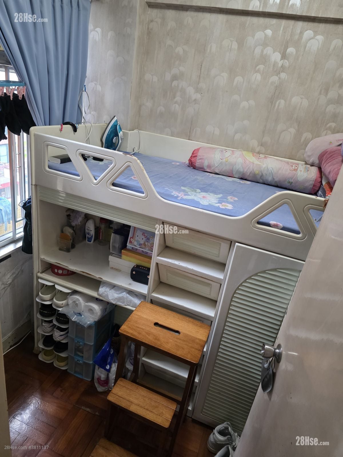 Garning Court Sell 2 Bedrooms , 1 Bathroom 280 ft²