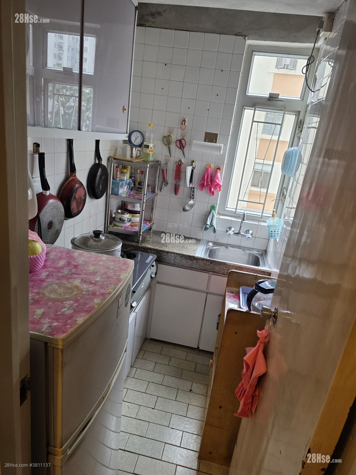 Garning Court Sell 2 Bedrooms , 1 Bathroom 280 ft²