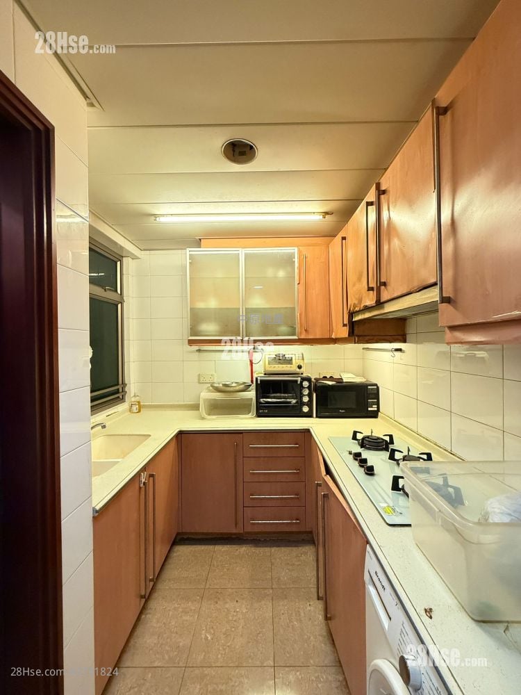 Bellagio Sell 2 Bedrooms , 2 Bathrooms 863 ft²