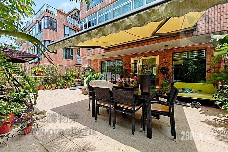 Village House Sell 4 Bedrooms , 3 Bathrooms 1,400 ft²