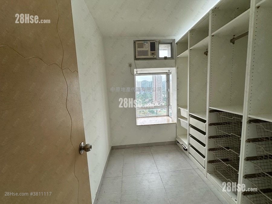 Greenfield Garden Sell 2 Bedrooms , 1 Bathroom 448 ft²