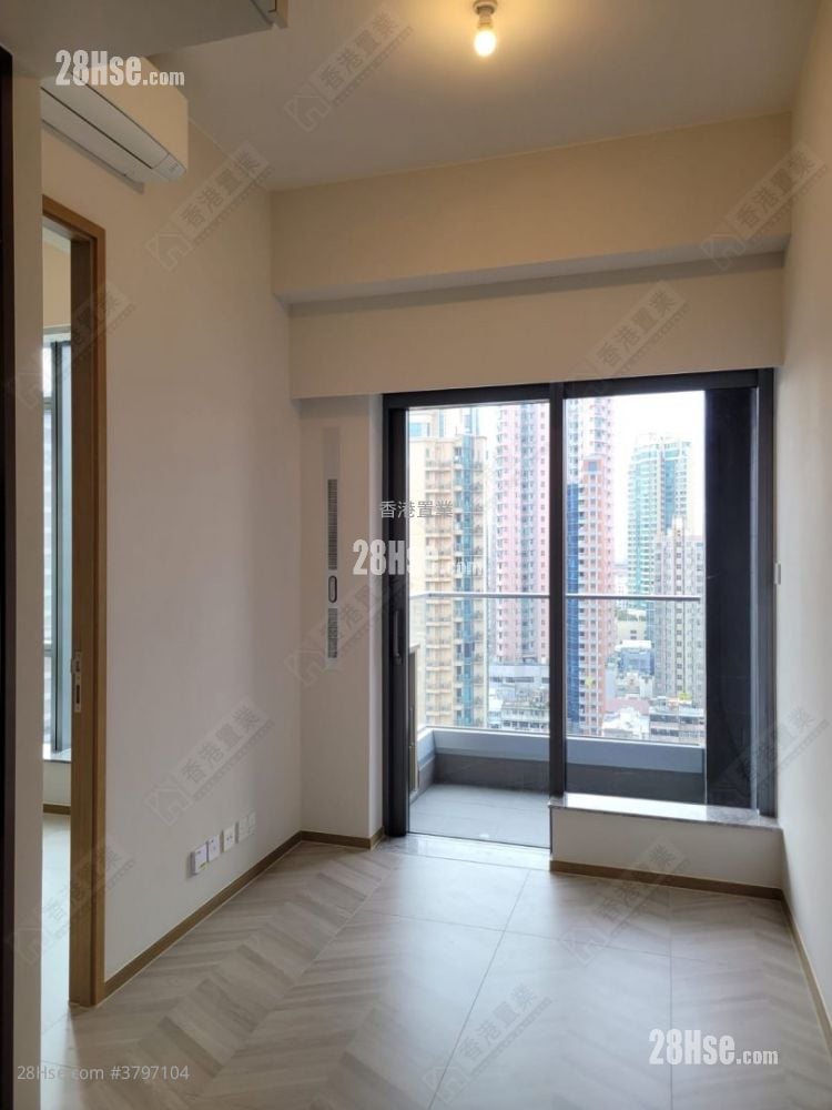 Eight Southpark Rental 1 Bedroom , 1 Bathroom 258 ft²