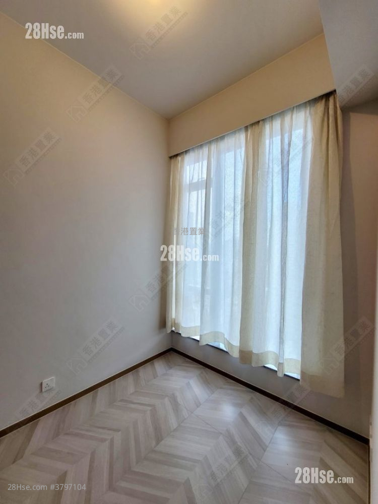 Eight Southpark Rental 1 Bedroom , 1 Bathroom 258 ft²