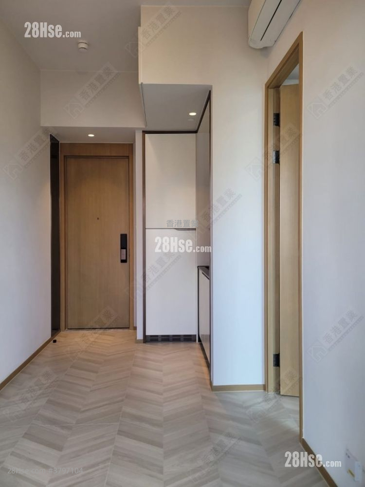 Eight Southpark Rental 1 Bedroom , 1 Bathroom 258 ft²