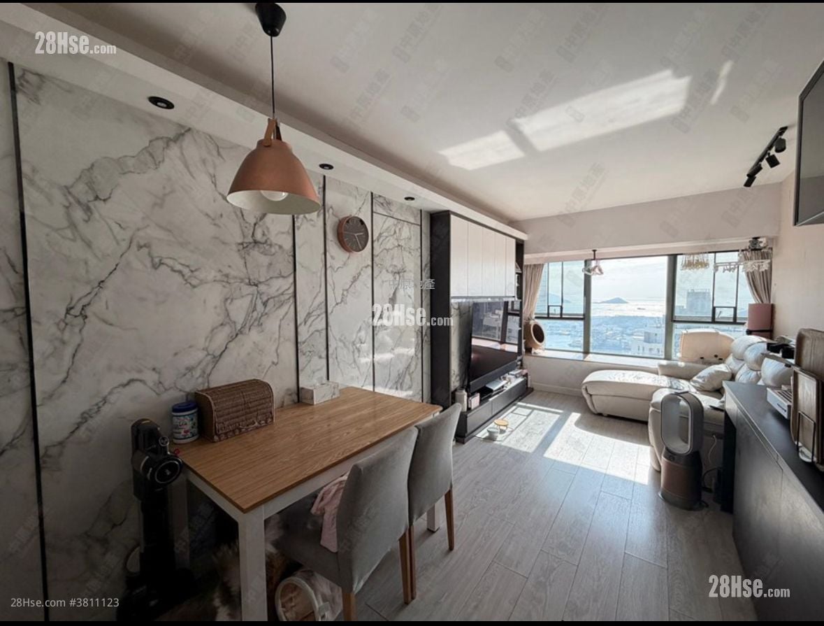 碧海藍天 售盤 1 房 , 1 浴室 499 平方呎