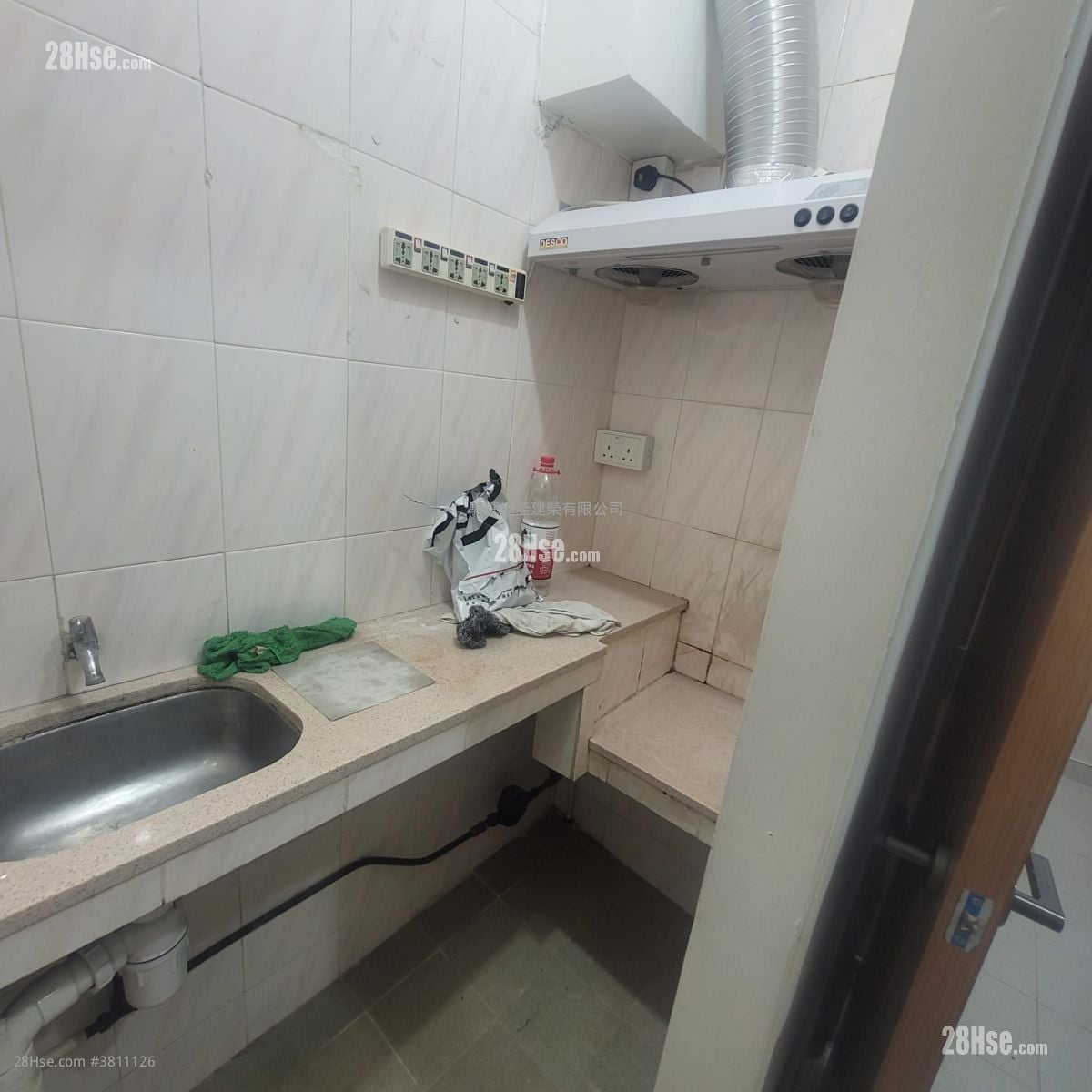 文苑楼 租盘 1 房 , 1 浴室 180 平方尺