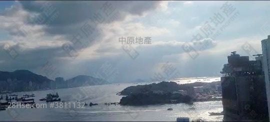 维港滙 售盘 3 房 797 平方尺