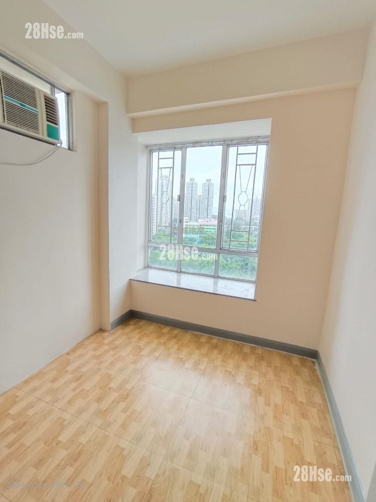 Tai Wo Centre Sell 294 ft²