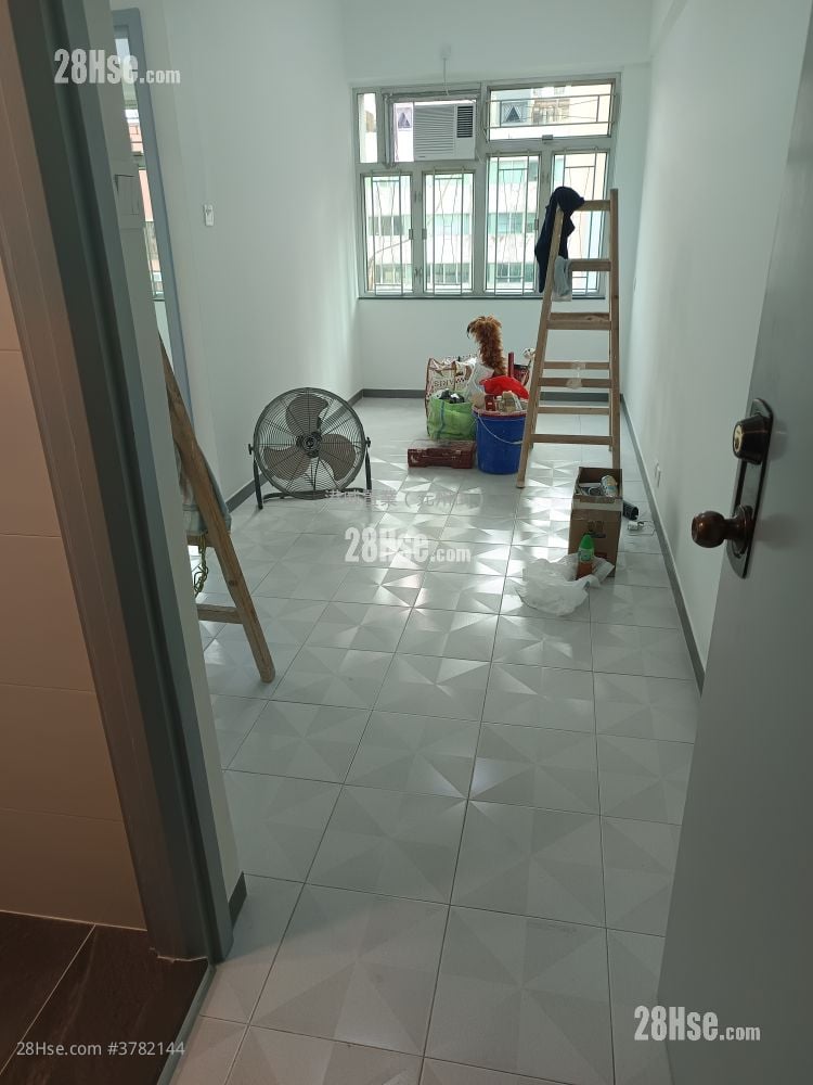 Apollo Building Sell 1 Bedroom , 1 Bathroom 300 ft²