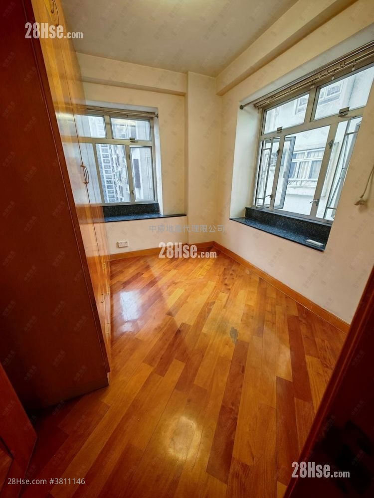 好運中心 售盤 2 房 443 平方呎