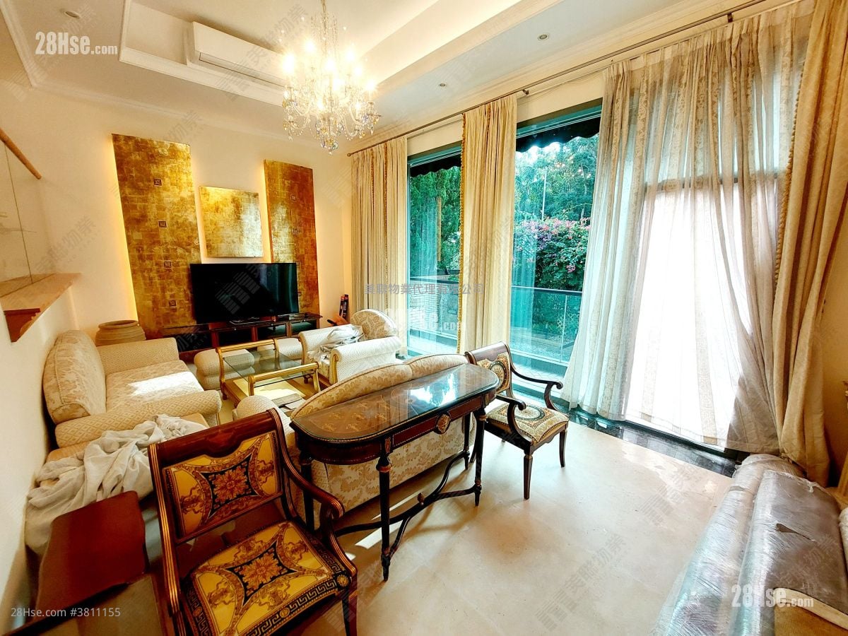 Chateau Royale Rental 3 Bedrooms , 3 Bathrooms 2,160 ft²