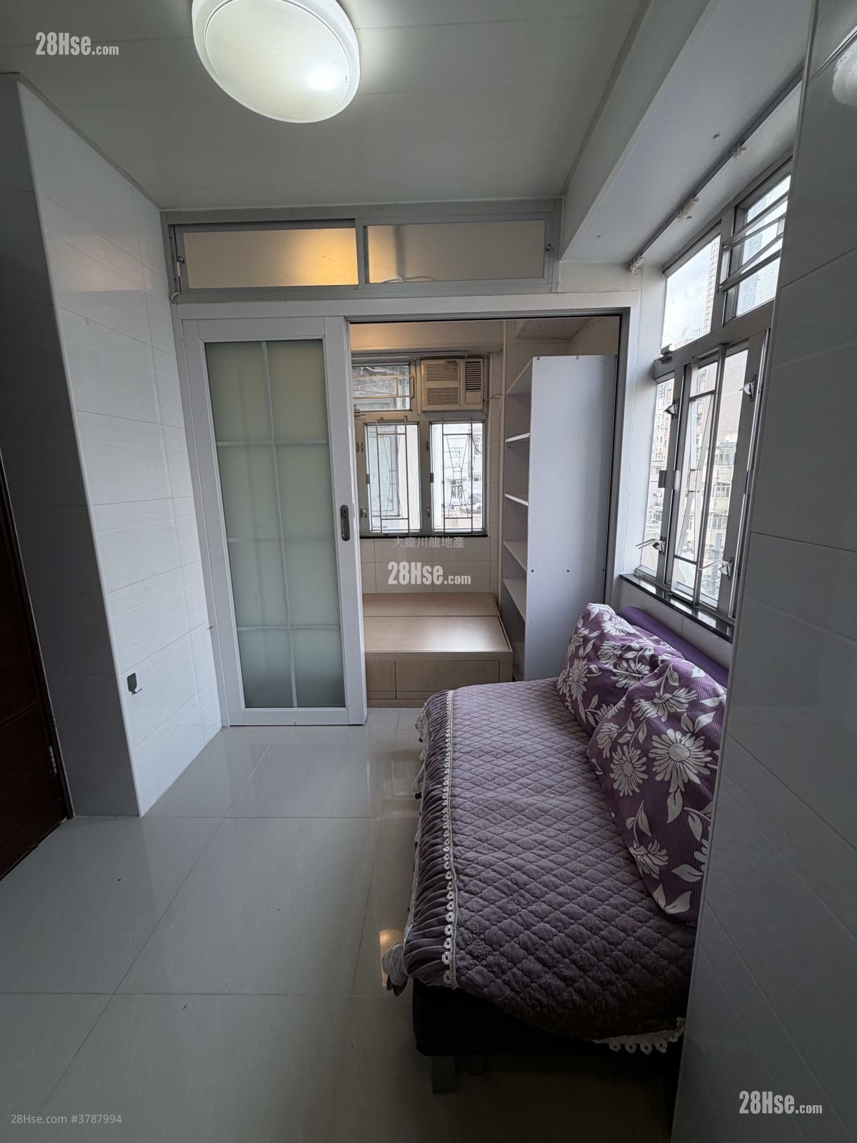 Chinese Mansion Rental 135 ft²