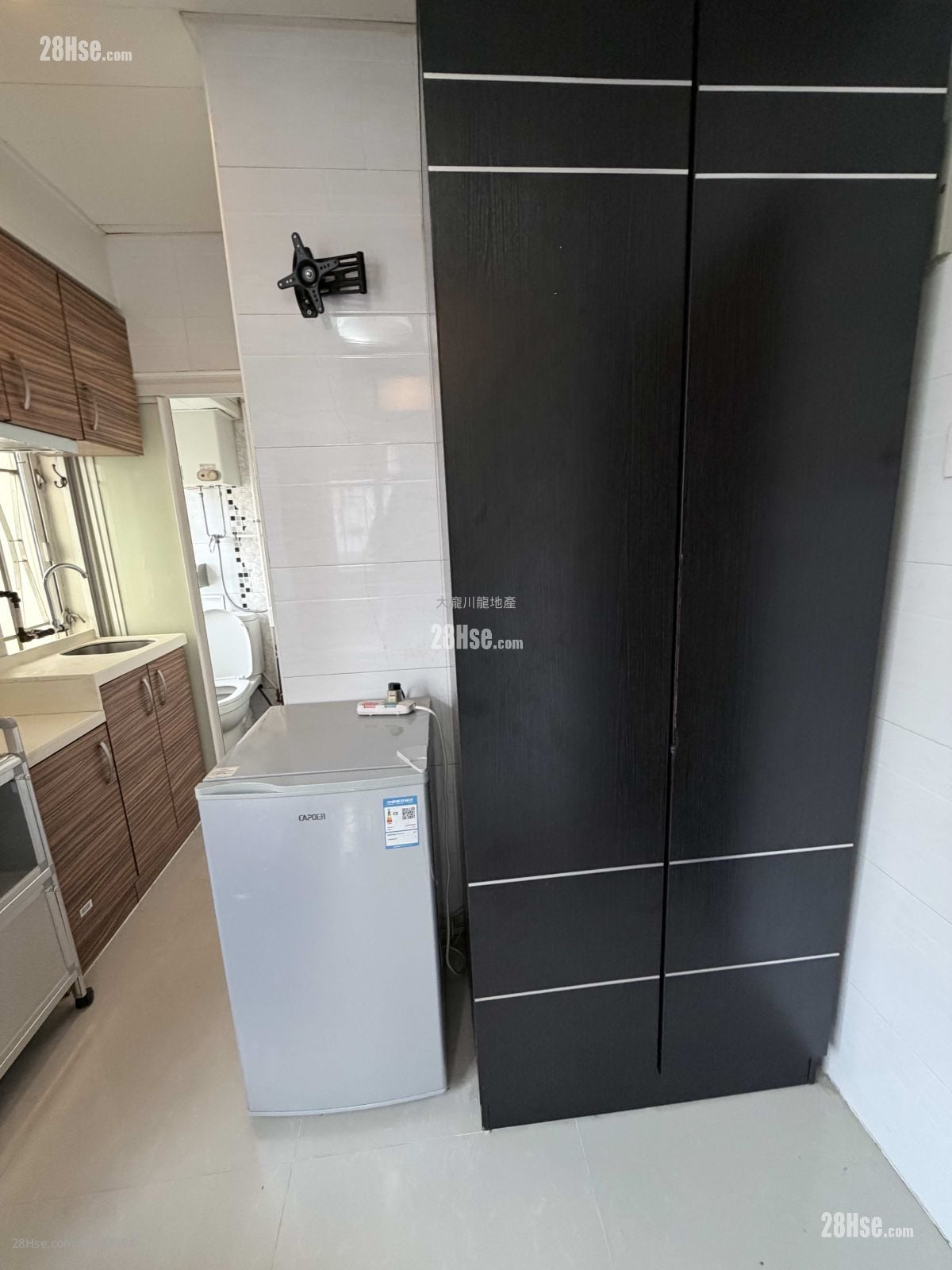 Chinese Mansion Rental 135 ft²