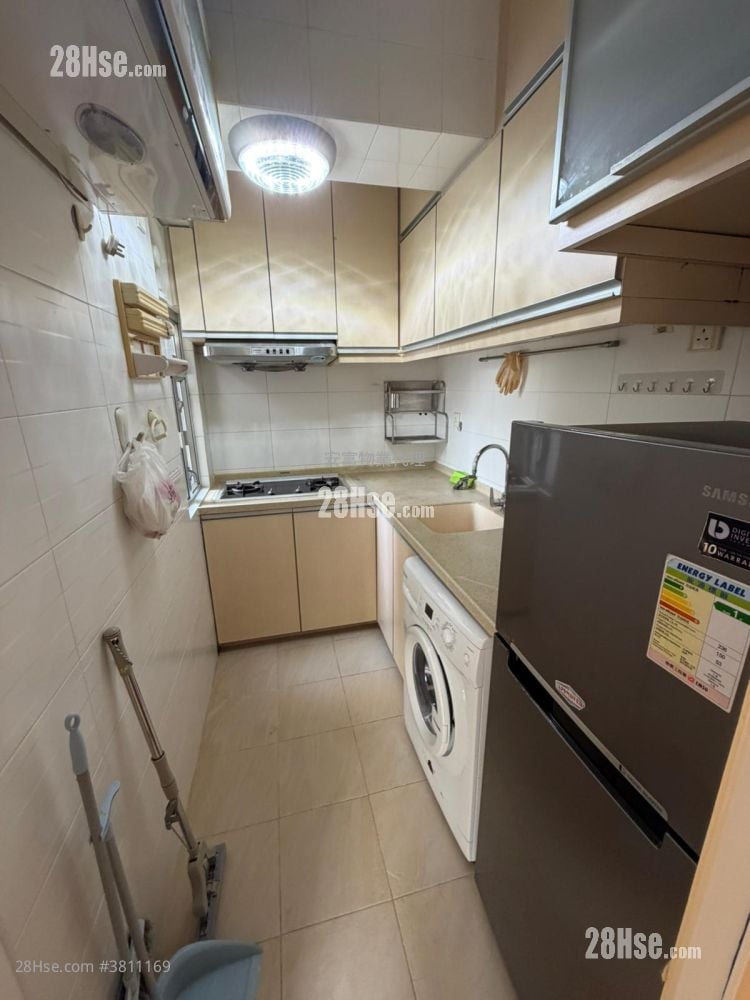 Tai Po Centre Rental 3 Bedrooms 462 ft²