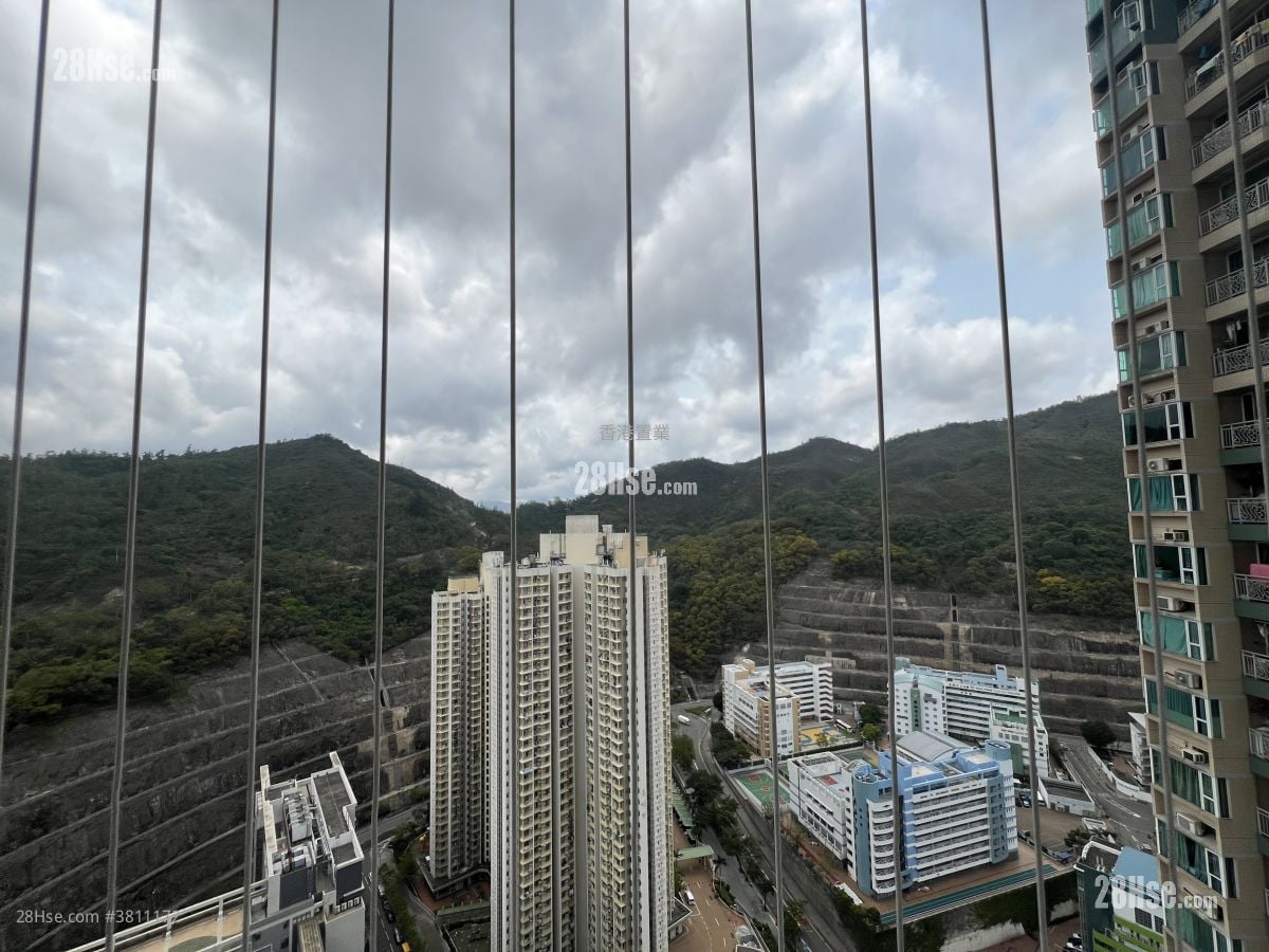 Metro Town Rental 2 Bedrooms , 1 Bathroom 492 ft²