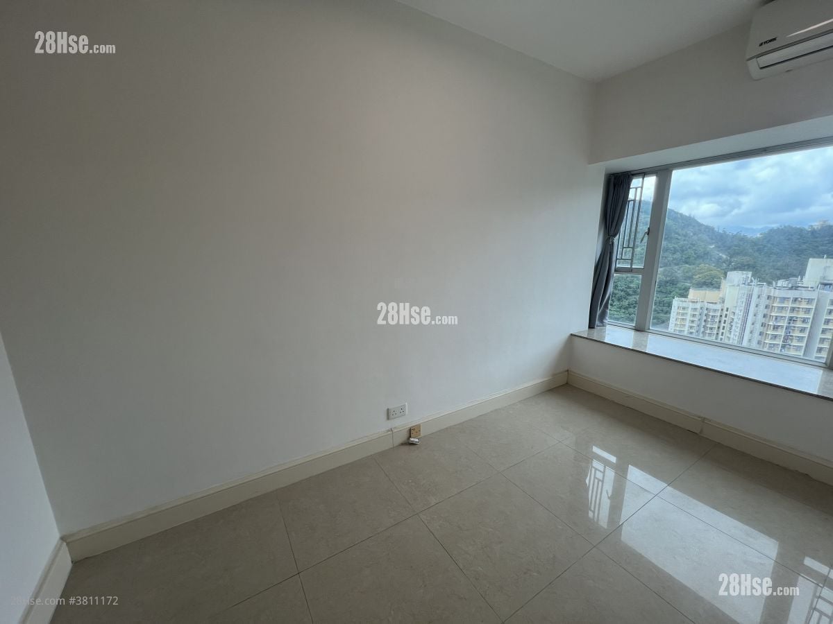Metro Town Rental 2 Bedrooms , 1 Bathroom 492 ft²