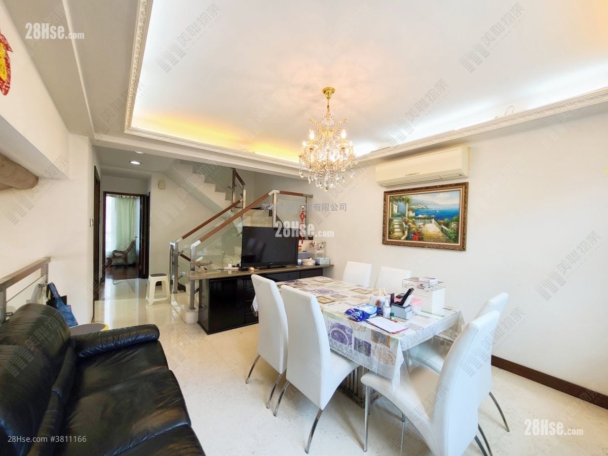 Royal Palms Sell 3 Bedrooms , 3 Bathrooms 1,495 ft²