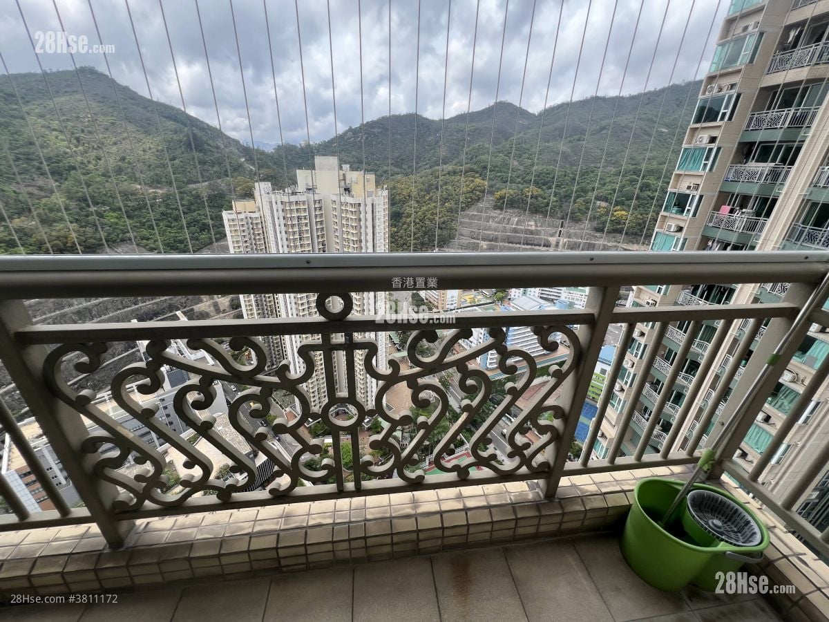 Metro Town Rental 2 Bedrooms , 1 Bathroom 492 ft²