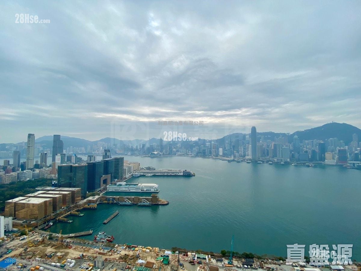 The Arch Sell 3 Bedrooms , 2 Bathrooms 1,017 ft²