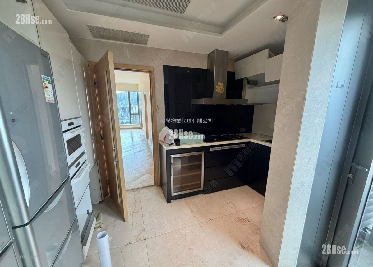 Providence Peak Rental 4 Bedrooms , 3 Bathrooms 1,494 ft²