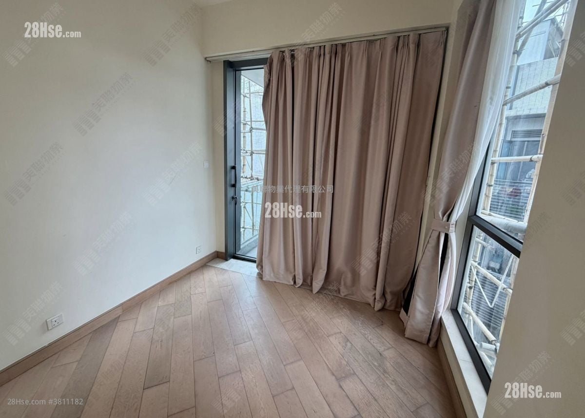 Providence Peak Rental 4 Bedrooms , 3 Bathrooms 1,494 ft²