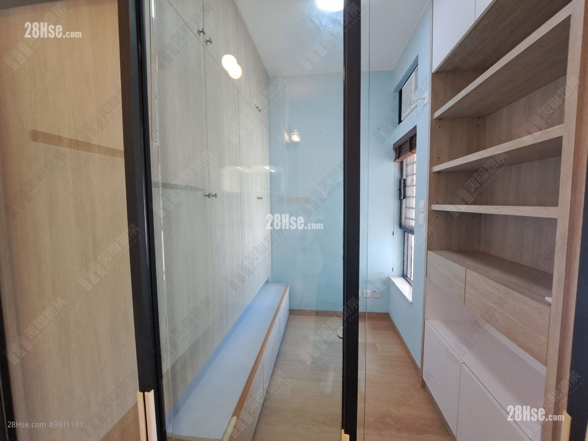 H Cube Sell 2 Bedrooms , 1 Bathroom 395 ft²