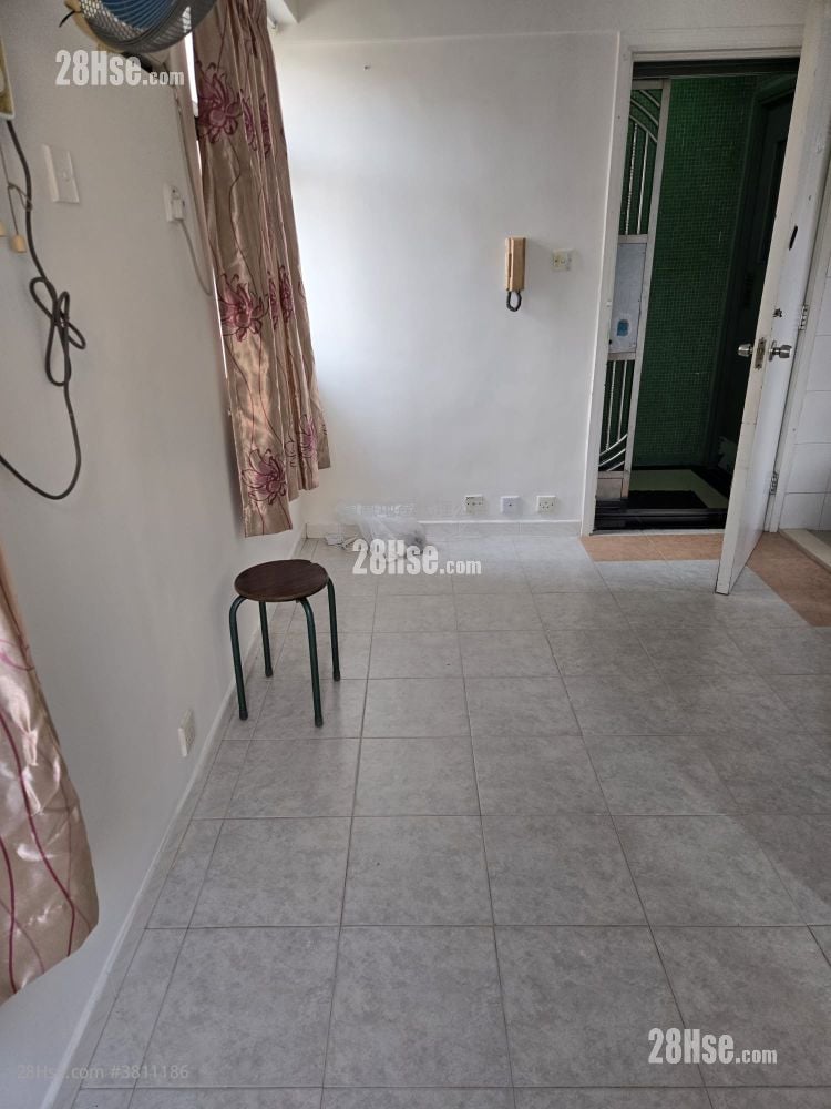 恆運樓 租盤 216 平方呎