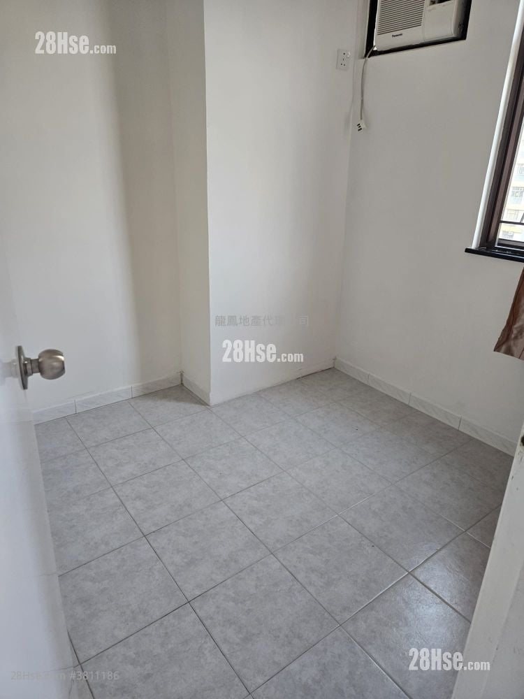 恆運樓 租盤 216 平方呎